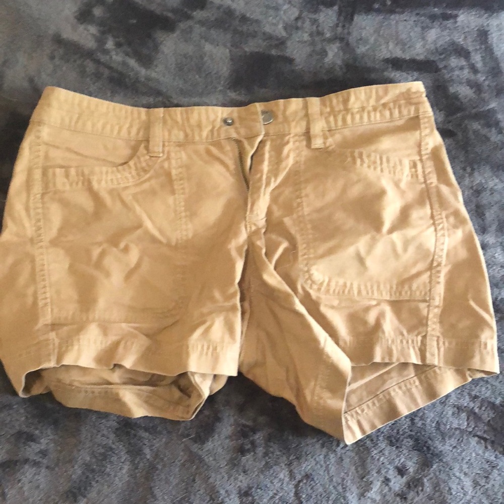 North Face khaki shorts